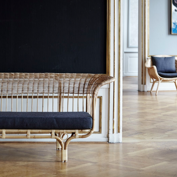 Belladonna sofa
