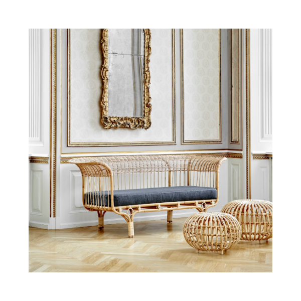 Belladonna sofa