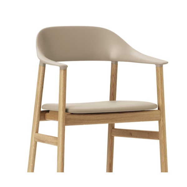 normann-copenhagen-herit-armchair-oak-Leather