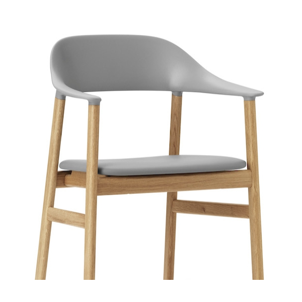 normann-copenhagen-herit-armchair-oak-Leather