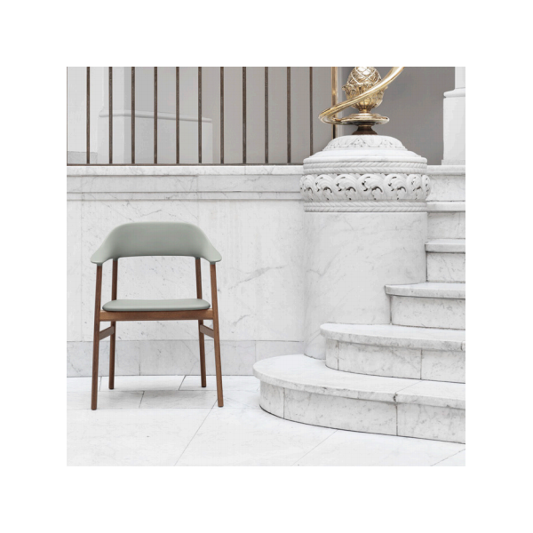 normann-copenhagen-herit-armchair--oak_Synergy