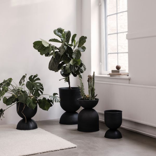 ferm living_hourglass pot