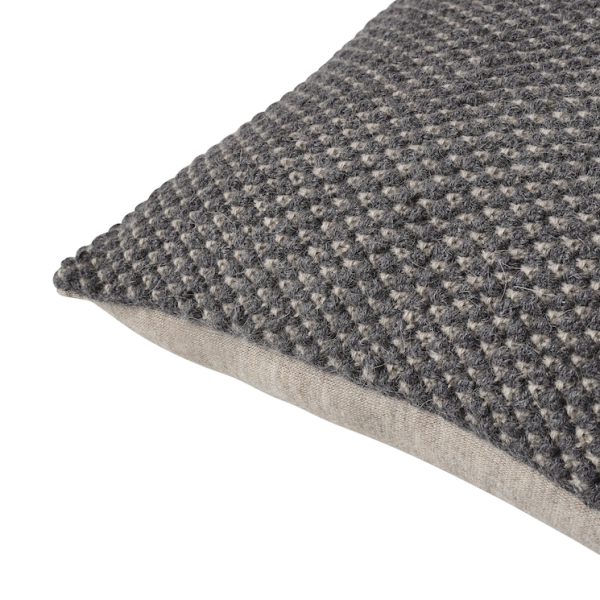 muuto_twine cushion_
