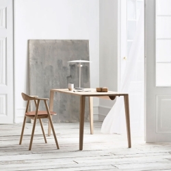 Bolia Graceful Desk työpöytä