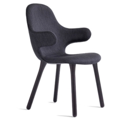 Catch Chair JH1, mustat tammijalat, 2 verhoiluvaihtoehtoa 