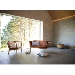 J146 -nojatuoli yhdessä J148-sohvan kanssa