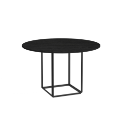 Mustaksi petsattu saarni