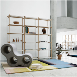 Woody hylly, korkea, valkoinen