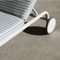 B&B Italia Borea Sunbed