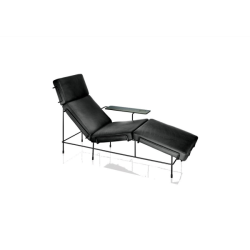magis_traffic chaise lounge_black frame