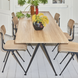 Pyramid Table 02/250 x 85