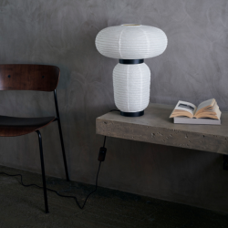 &tradition_Formakami Table Lamp JH18