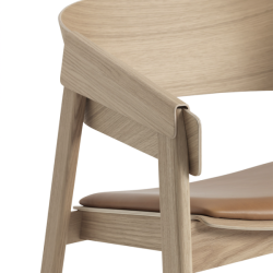 muuto_Cover Lounge chair_leather upholstery