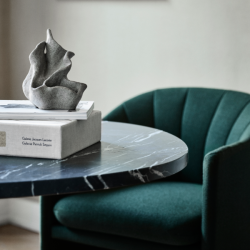 &tradition_Loafer Dining Chair SC24_velvet twilight