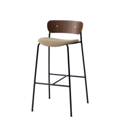 &tradition_Pavilion Bar Stool AV10_walnut_vidar333_brass