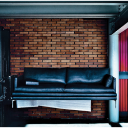 zanotta_William Sofa 224_Naturale Extra 0414_polished aluminium