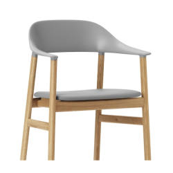 normann-copenhagen-herit-armchair-oak-Leather