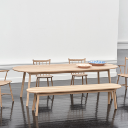 hay_Triangle Leg Bench