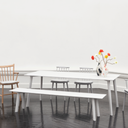 hay_CPH deux 215 bench