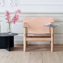 Hay_Bernard_matt lac oak frame