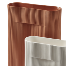 muuto_Ridge Vase_terracotta