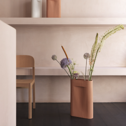 muuto_Ridge Vase_terracotta