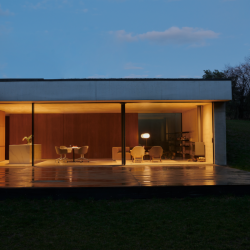 menu_harbour lounge_ BLACK_SAVANNA 152 _CUSHION: SHADE 20296