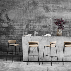 &tradition_pavilion bar stool 65_AV14_vidar 333