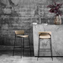 &tradition_pavilion bar stool 65_AV14_vidar 333