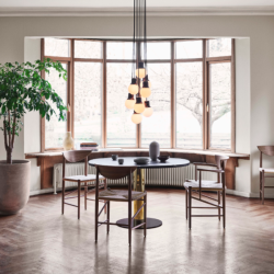 &tradition_Drawn Chair Hm4_oiled walnut