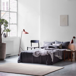 &tradition_tripod HM8