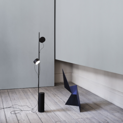 muuto_post floor lamp