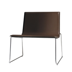 Lineal Lounge Chair, 2 väriä