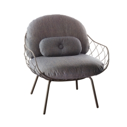 Piña Low Chair, ulkotuoli, 2 väriä