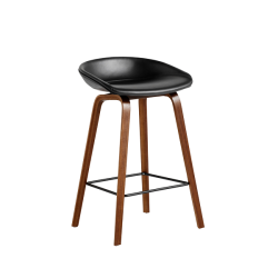 AAS 33 baarituoli, matala, pähkinäjalat, verhoiltu