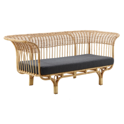 Belladonna Sofa istuintyynyllä