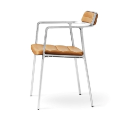 Vipp 451 tuoli, nahkaverhoilu, 2 väriä